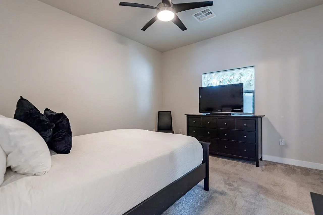 Phx Retreat Modern Home In Historic Neighborhood Phoenix Holiday home