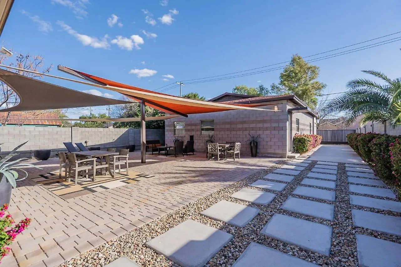 Phx Retreat Modern Home In Historic Neighborhood Phoenix 0*,  United States
